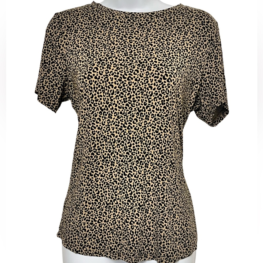 Old Navy Leopard Print Short Sleeve Top